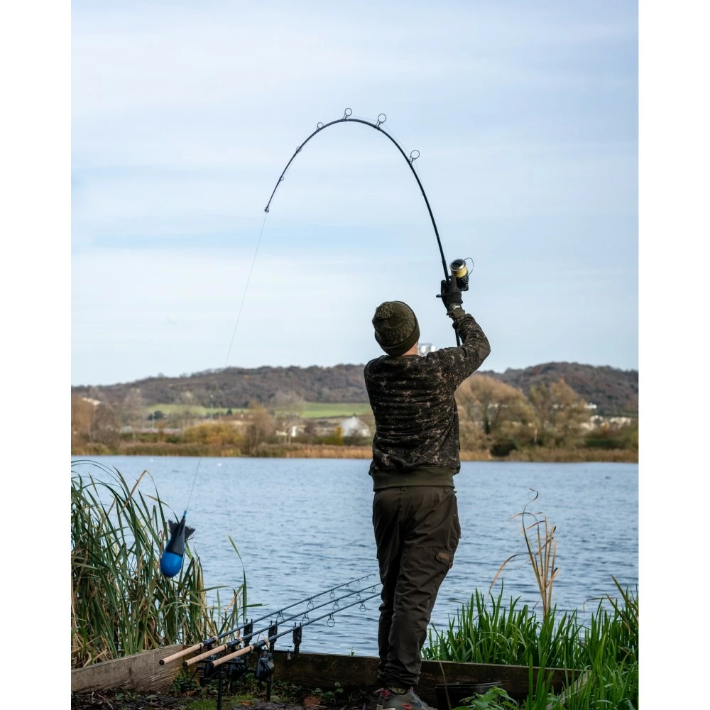 Bait Rocket Nash Dot Spod White/Blue 5 Bait Rocket Nash Dot Spod White/Blue – Image 4