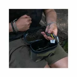 Trousse Accessoires Etanche Avid Carp Stormshield Pro Small -Materiel Fox Magasin trousse accessoires etanche avid carp stormshield pro small 3